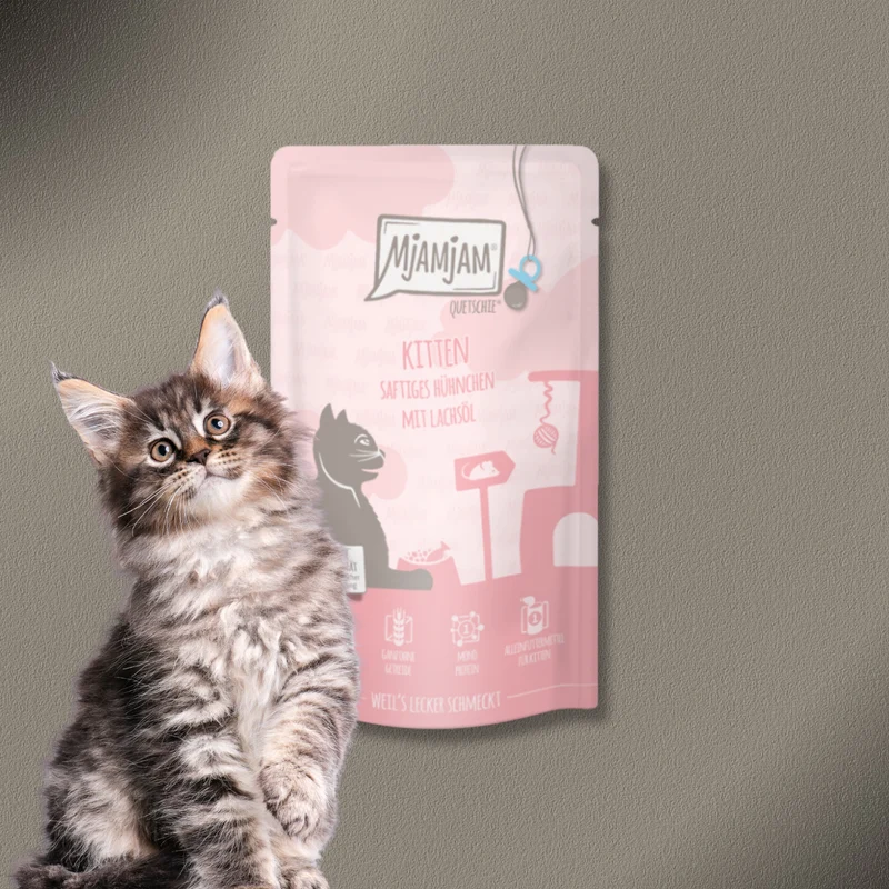 36x125g MjAMjAM - Quetschie Kitten saftiges Hühnchen mit Lachsöl